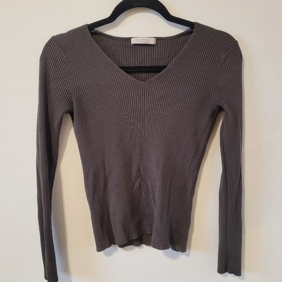 Ribbed Long Sleeve - Picture 1 of 6